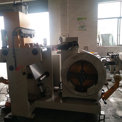 Máquina de enrolamento automática da folha do cobre do transformador com soldadura de pressão fria