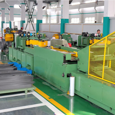 Máquina automática de corte de núcleo de transformador para núcleo de passo por passo