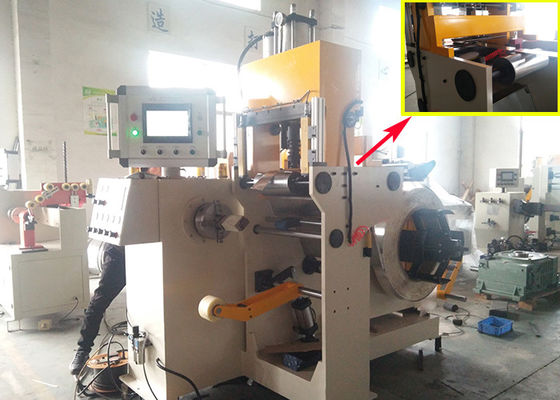 Máquina de enrolar folhas de cobre por pressão a frio