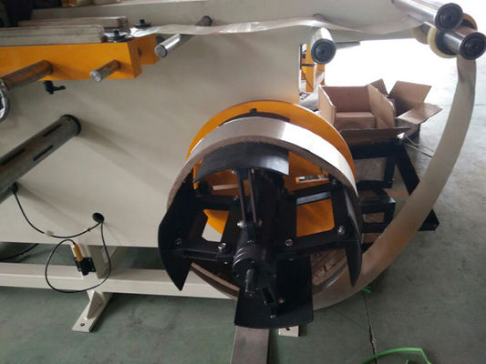 Dobadoura da tira do cobre da máquina de enrolamento da bobina da folha do transformador do modilhão