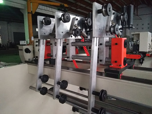 O óleo automático da cabeça da máquina de enrolamento três da bobina do transformador imergiu